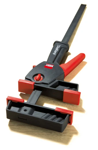 Bessey DUO65-8 - Clamp, One Hand, DuoKlamp Series, 3 1/4 In. X 24 In., 260 LB 6 Bessey DUO65-8 - Clamp, One Hand, DuoKlamp Series, 3 1/4 In. X 24 In., 260 LB - Image 4