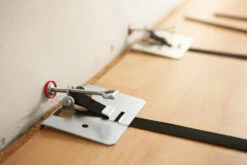 Bessey SVH400XL - Clamp, Flooring, Strap Clamp, 25 Ft. Strap -Deals Federated Tool Store SVH400XL 1181x787at300 App 73410.1580918613.520.520