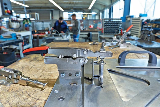 Bessey STC-HV20 - Clamp, Toggle Clamp, Horizontal Low Profile, Straight Base 5 Bessey STC-HV20 - Clamp, Toggle Clamp, Horizontal Low Profile, Straight Base - Image 3